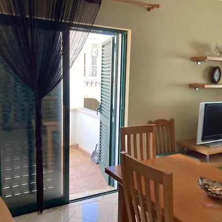 First Floor 2 Bedrooms Pool Apartment Portimao